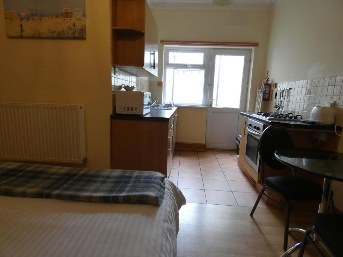 Bed & Breakfast Hurst Dene 3*
